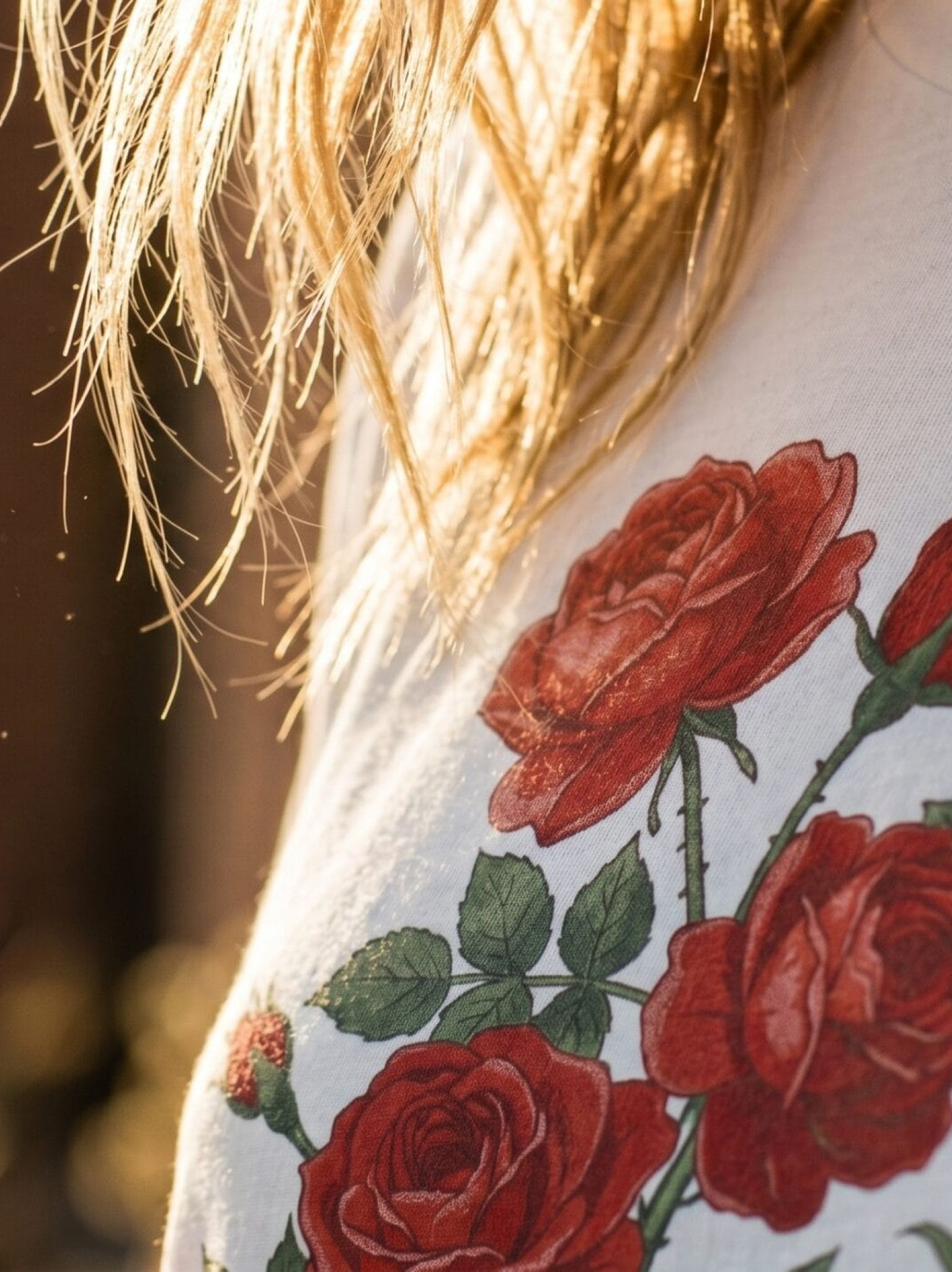 Vintage Rose Graphic Tee – American Rose